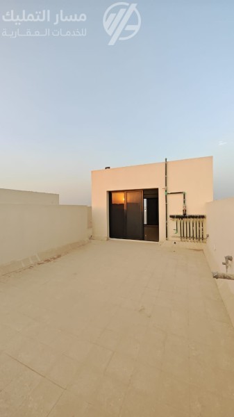 Photo by Daniel J. Schwarz